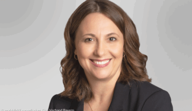 Nicole Lustig lächelt freundlich in die Kamera. Sie ist gelernte Erzieherin und Fachberaterin beim Evangelischen Kita-Verband Bayern (Nürnberg)