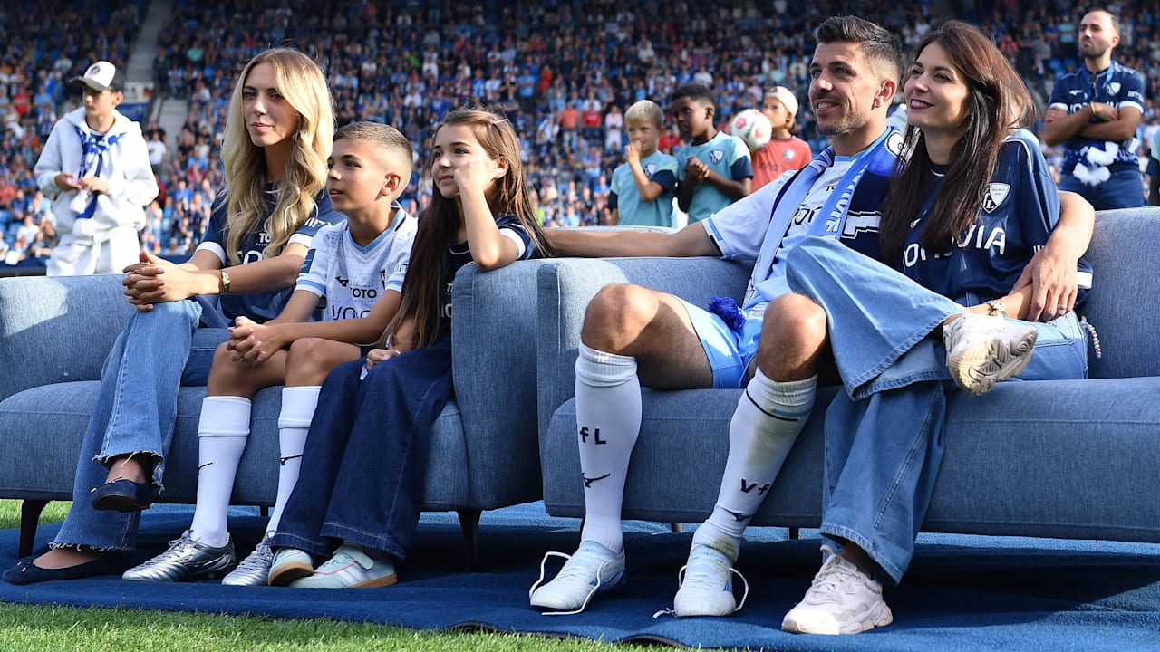 Wenn der Vater mit dem Sohne: Bochum feiert die Losillas! | Sport