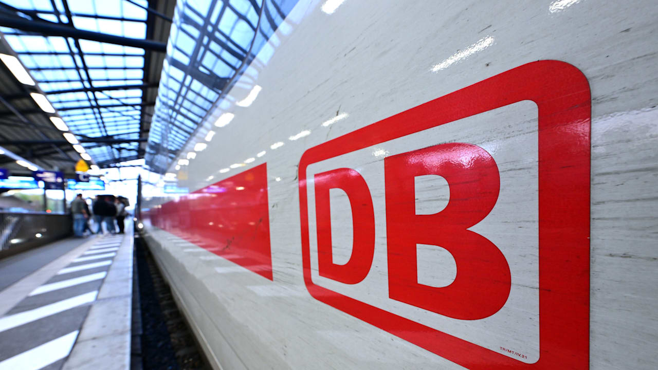 Berlin: Bahn kämpft mit Verspätungen | Politik