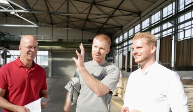 Neuer SPD-Generalsekretär dribbelt für Ingo Nürnberger in Bielefelder Panzerhalle