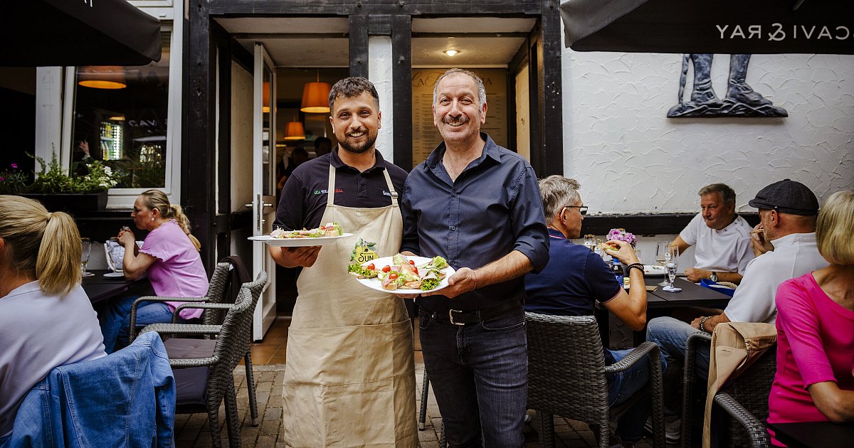 Neuer Italiener in Bielefeld: Bei„La Trattoria“ wird der Parmesan flambiert