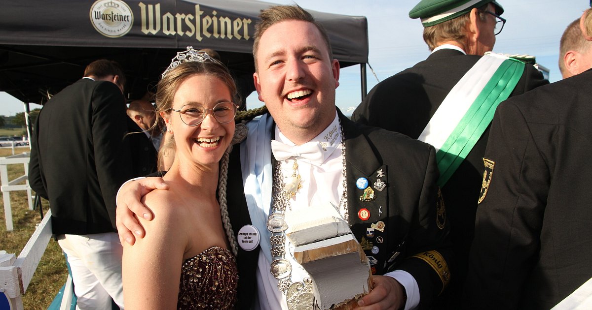 Kreisschützenfest Büren: Neuer König kommt aus Salzkotten - nw.de