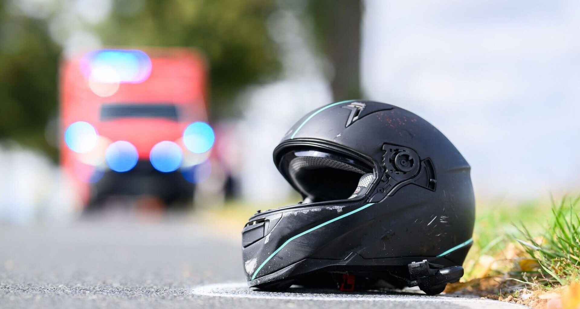 Motorradfahrer bei Überholmanöver lebensgefährlich verletzt | Haller Kreisblatt