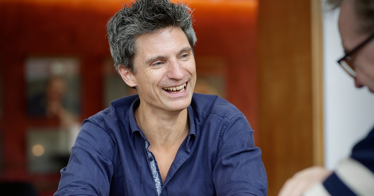 So tickt der neue Chef der Bielefelder Philharmoniker