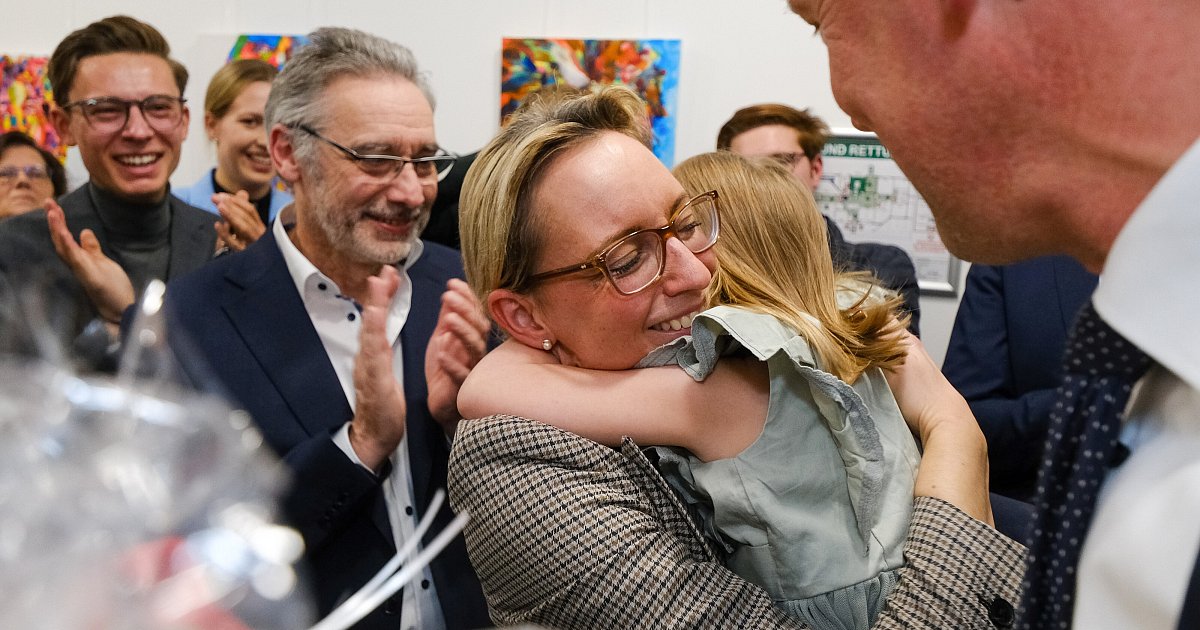 Liveticker zum Nachlesen: Christiana Bauer (CDU) wird Oberbürgermeisterin in Bielefeld - nw.de