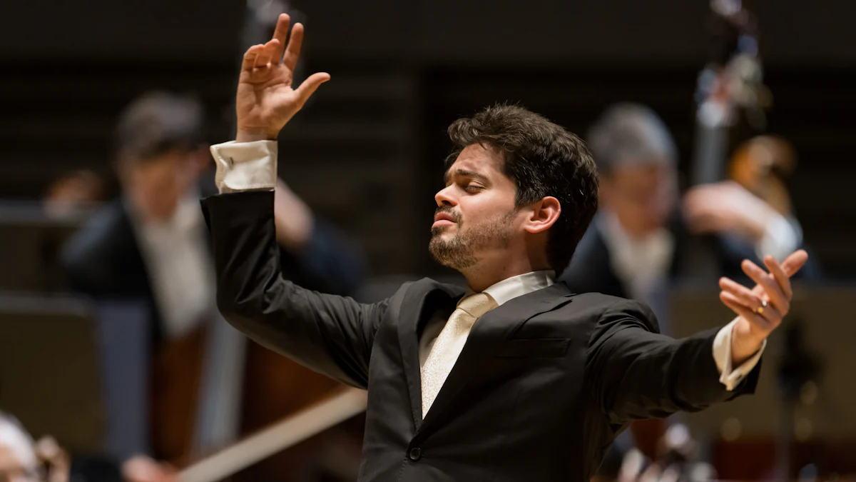 Lahav Shani und Sol Gabetta bei der Saisoneröffnung der Münchner Philharmoniker - München