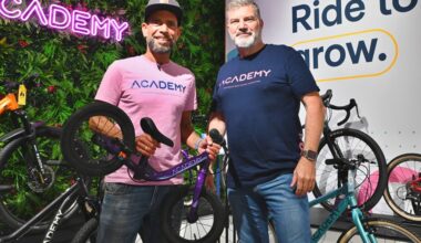 „Academy-Brandstore“ für Fahrradberatung und Tests eröffnet