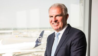 CEO Carsten Spohr zufrieden: Lufthansa endlich wieder pünktlicher | Leben & Wissen