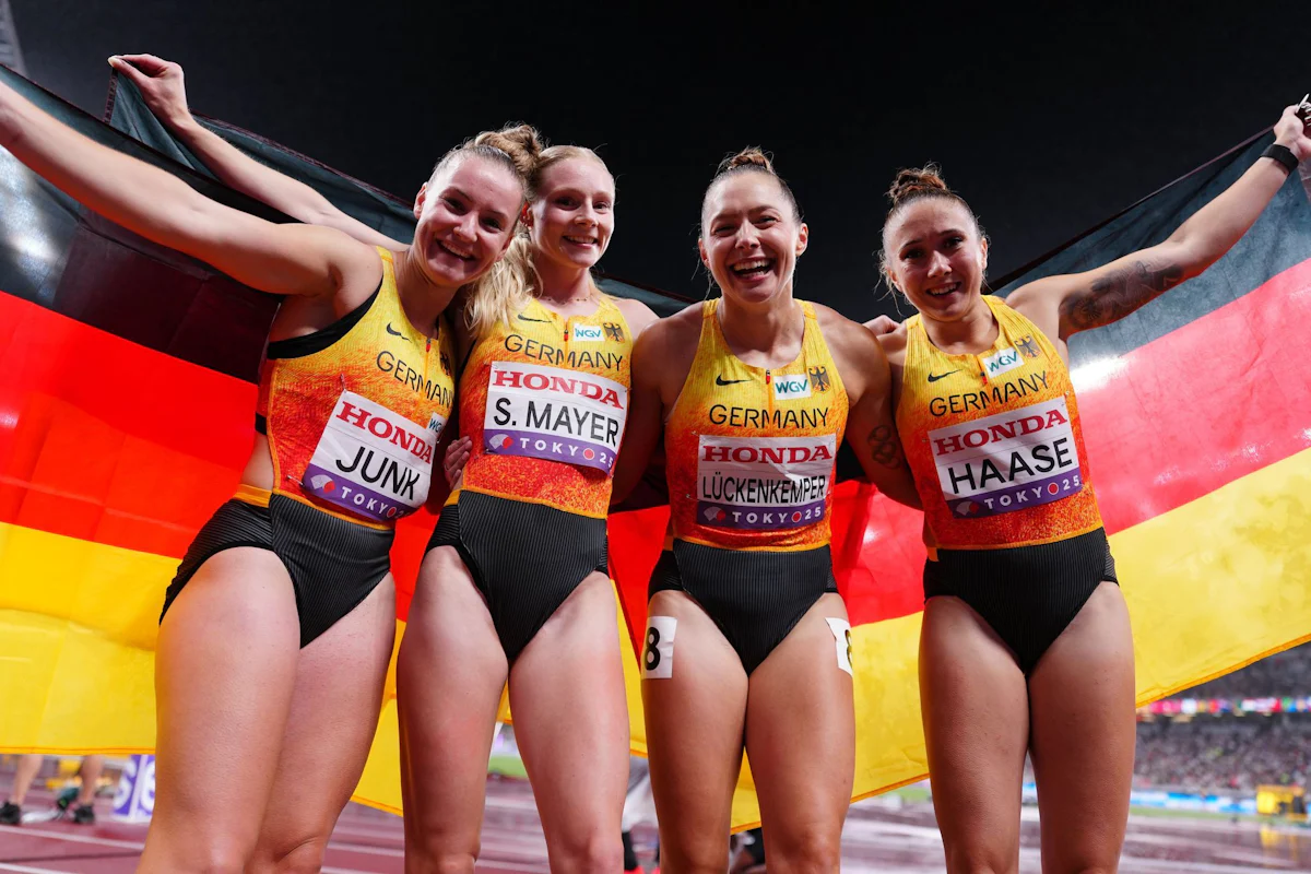 Leichtathletik-WM - Deutsche Frauen-Staffel gewinnt WM-Bronze in Tokio - Sport