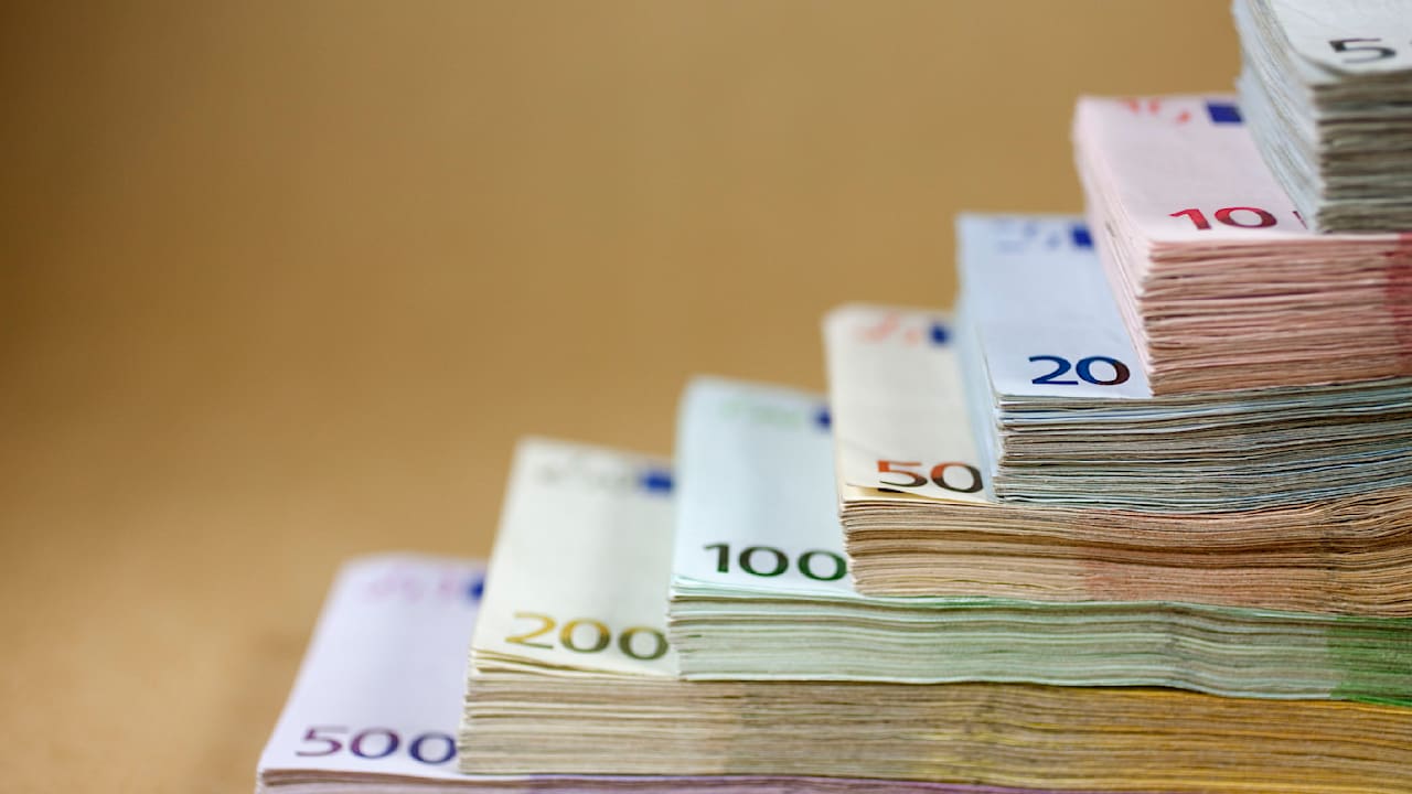 EZB-Entscheidung: Darum sind die konstanten Leitzinsen GUT für Sparer | Leben & Wissen