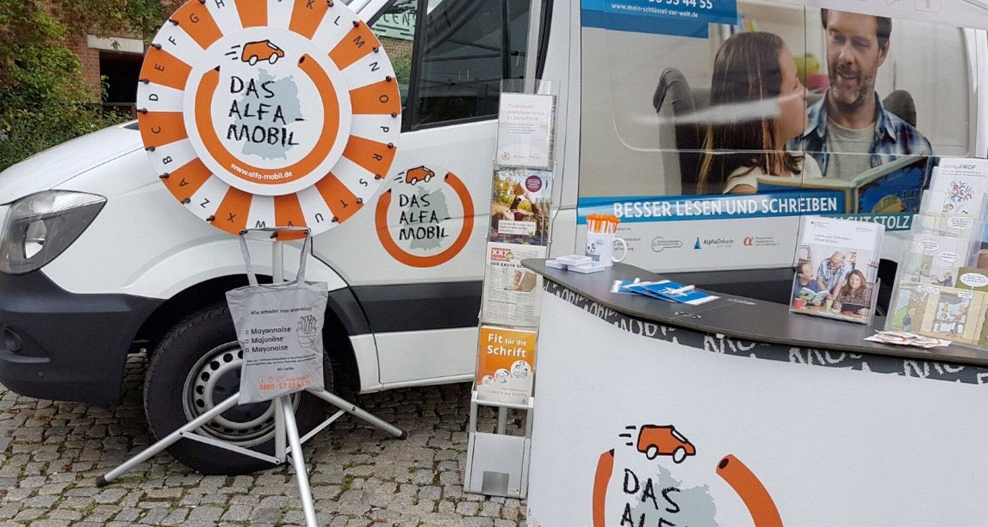 Zum Welt-Alphabetisierungstag: VHS Dortmund unterstützt Erwachsene mit Lese- und Rechtschreibschwierigkeiten