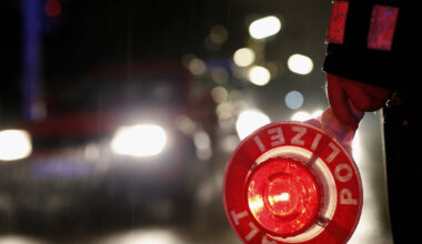 Mannheim: Zivilpolizisten stellen zwei Fahrer eines illegale Autorennens - Polizeiberichte aus Rhein-Neckar-Odenwald