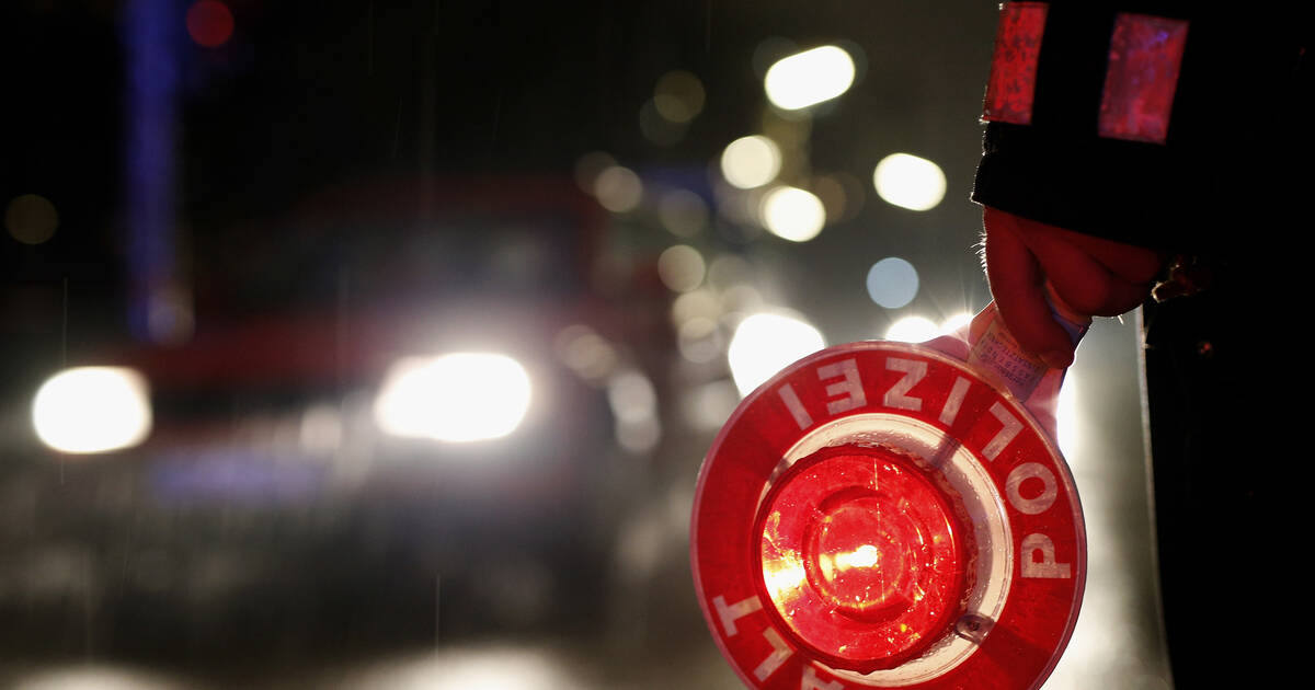 Mannheim: Zivilpolizisten stellen zwei Fahrer eines illegale Autorennens - Polizeiberichte aus Rhein-Neckar-Odenwald