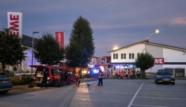 Dach von Rewe-Supermarkt stürzt ein: Mehrere Schwerverletzte - schwaebische.de