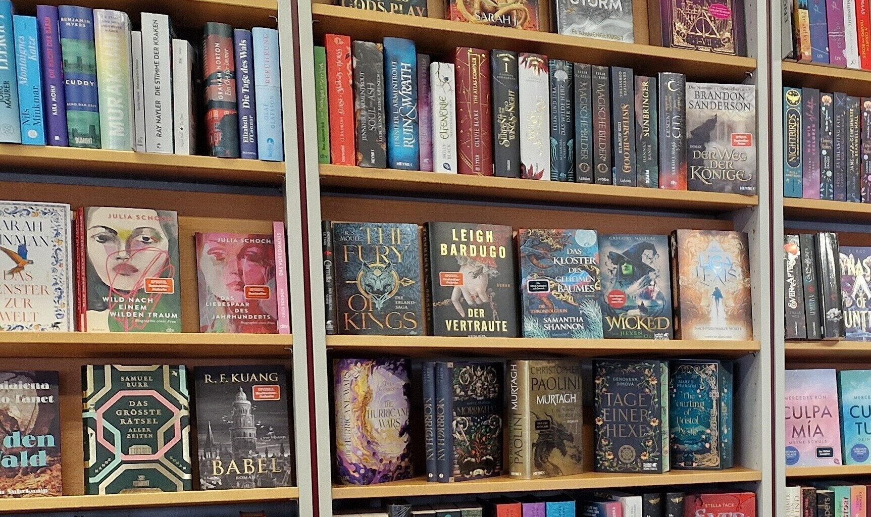 Für einen gemütlichen Herbsttag: Buchtipps aus Waiblingen und Welzheim - Nachrichten aus dem Rems-Murr-Kreis