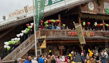 Cannstatter Volksfest 2025 im Liveblog: Großer Andrang und Festumzug am Sonntag - Nachrichten aus Stuttgart