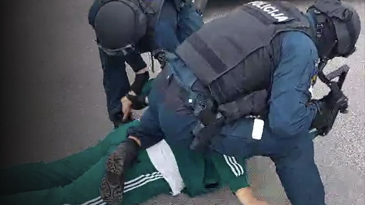 Brandsätze bei DHL und DPD: Litauen hebt Paketbomben-Ring aus | News