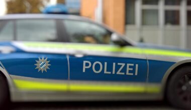 Augsburg-Göggingen: Unbekannte Vandalen demolieren Lkw