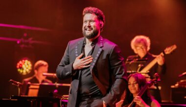 Calum Scott im Steckbrief: So kam der „The Voice“-Coach ganz nach oben | Unterhaltung