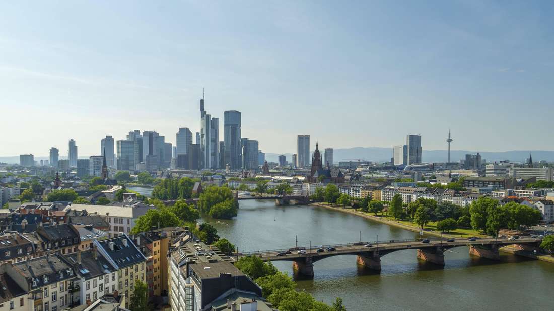 Frankfurt am Main ist mit über 756.000 Einwohnern die größte Stadt Hessens.