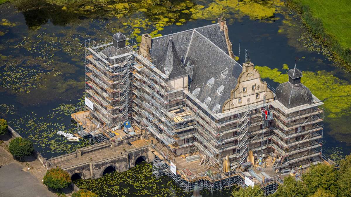 Weihnachtsmarkt in NRW auf malerischem Schloss abgesagt – Gebäude wird zur Baustelle