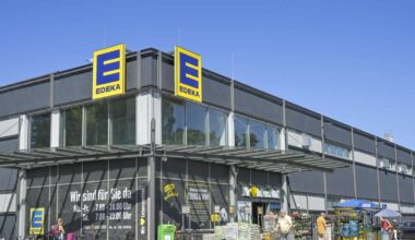 Kurioses Schild warnt – „Achtung, die Butter aus der Werbung“