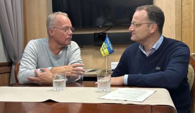 Spahn und Miersch überraschend in Kiew – Trumps Verhandlungs-Frist läuft ab