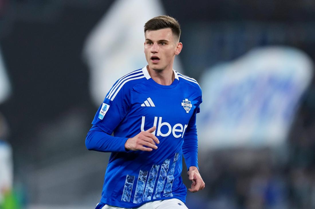 Yannik Engelhardt wird für diese Saison vom FC Como an Borussia Mönchengladbach verliehen.