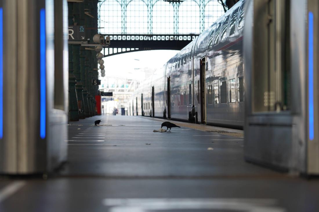 Bahnhof Gare du Nord leer.
