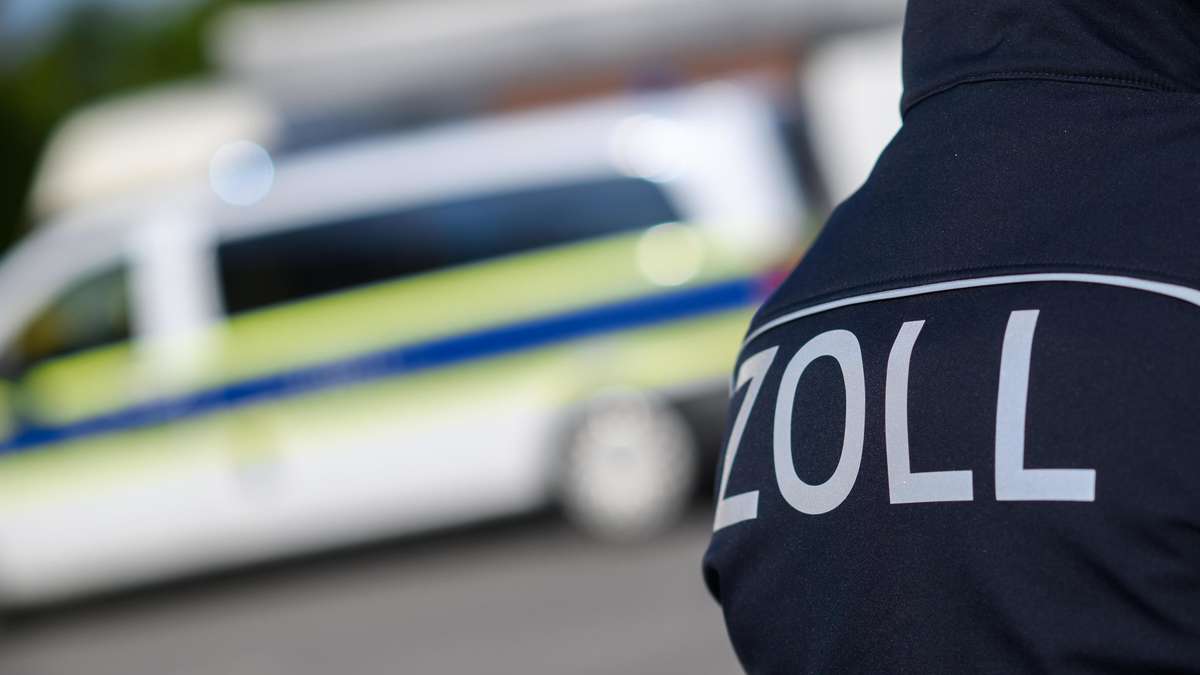 Reisender mit Waranfleisch im Gepäck