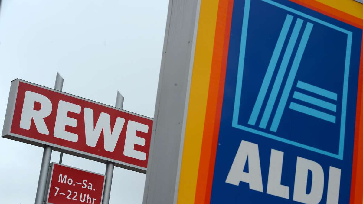 Filial-Schließungen von Rewe und Aldi erwischen Kunden eiskalt – „Herber Schlag“