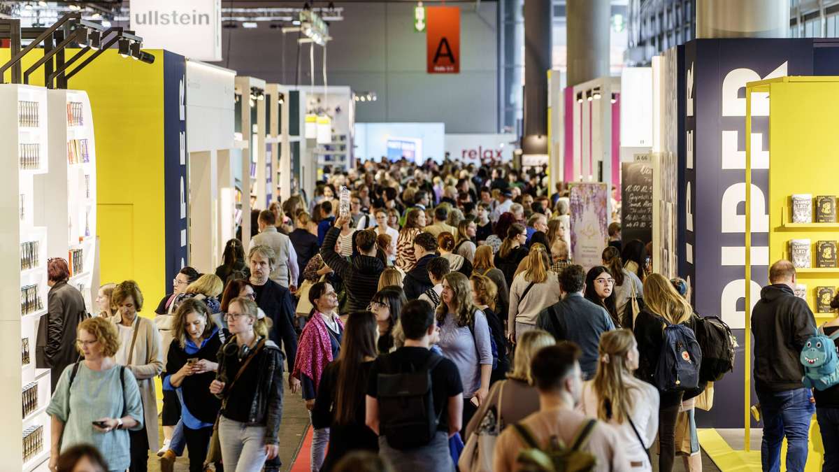 Buchmesse Frankfurt 2025: Öffnungszeiten, Programm und Tickets