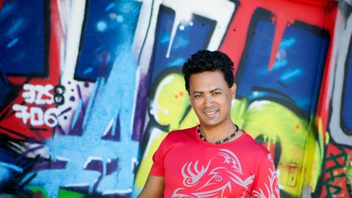 Leid und Lust eines Pendlers Tenor aus Wickede schreibt Buch über seine Erfahrungen mit der Bahn
