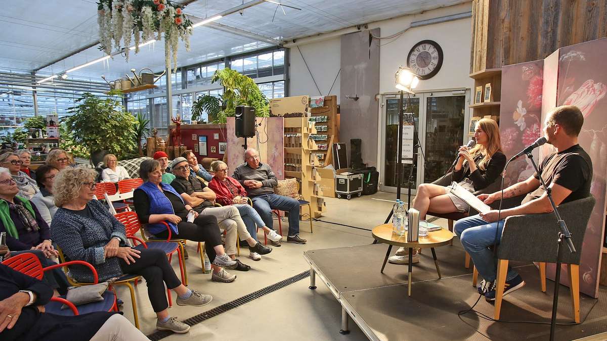 Sara Gmuer liest in Reichersbeuern aus „Achtzehnter Stock“