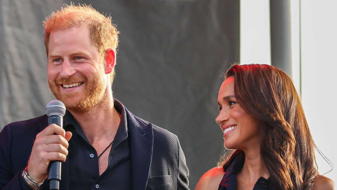 Harry und Meghan besuchten gemeinsam ein Event – und zeigten sich gut gelaunt.