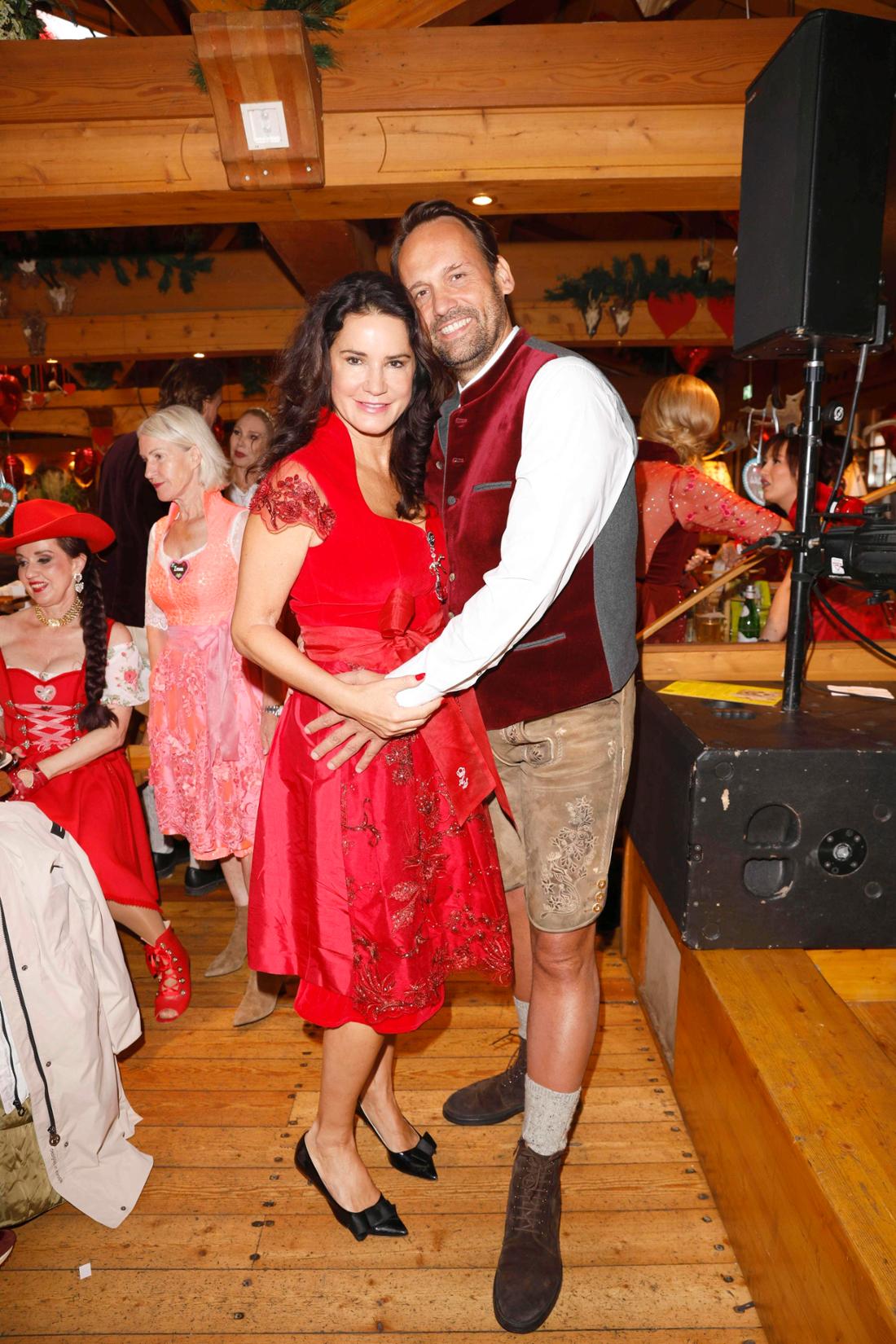 Mariella Ahrens und Marco van Dre feiern in der Wildstubn.