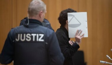 Afghane erstach Polizist Rouven Laur - jetzt entschuldigt er sich vor Gericht