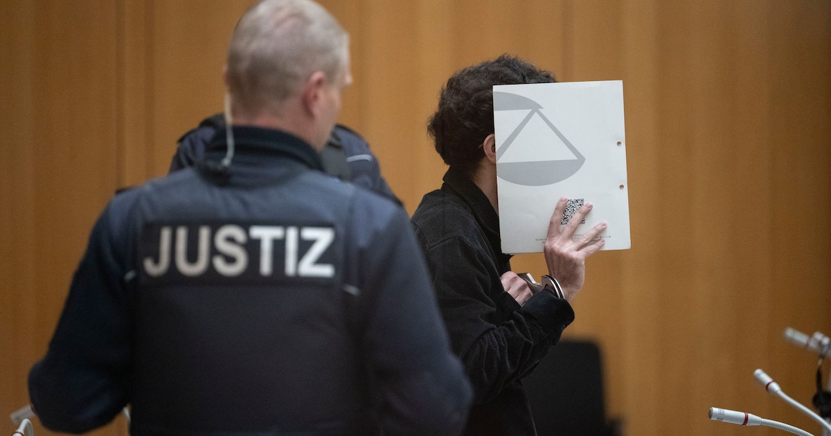 Afghane erstach Polizist Rouven Laur - jetzt entschuldigt er sich vor Gericht
