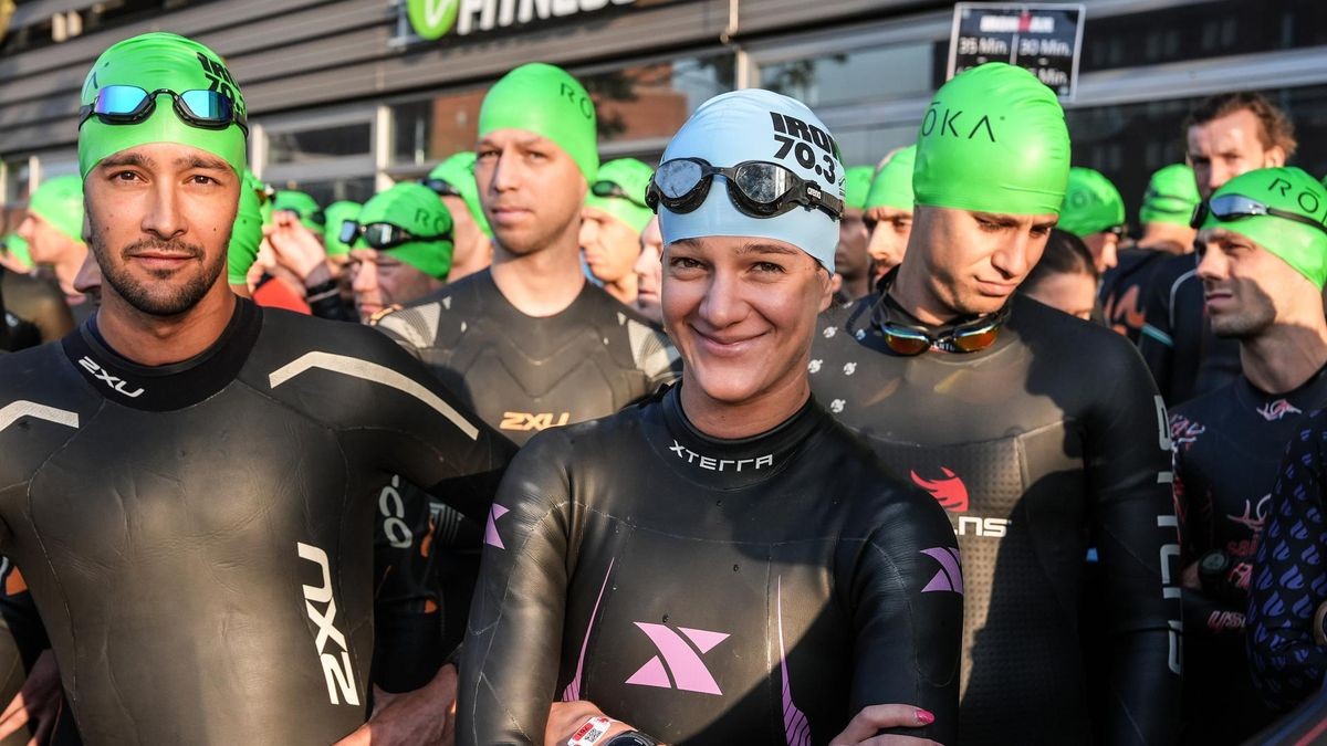 Der Ironman in Duisburg war 2024 ausverkauft, 2000 Sportler haben teilgenommen. Hier sehen Sie viele tolle Fotos von den Athleten.