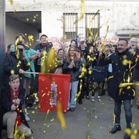 Feierstimmung bei der Linkspartei: Bei der Bundestagswahl gewannen die Linken in Duisburg mehr Zweitstimmen als die Grünen – und Mirze Edis wurde Bundestagsabgeordneter. Die Partei hat jetzt eine OB-Kandidatin nominiert. 