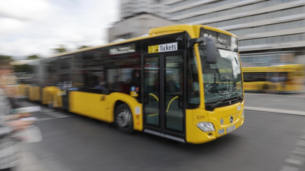 Bus der BVG in Berlin