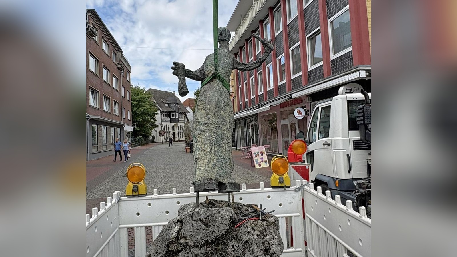 Bekannte Skulptur zieht um – hier steht sie bald