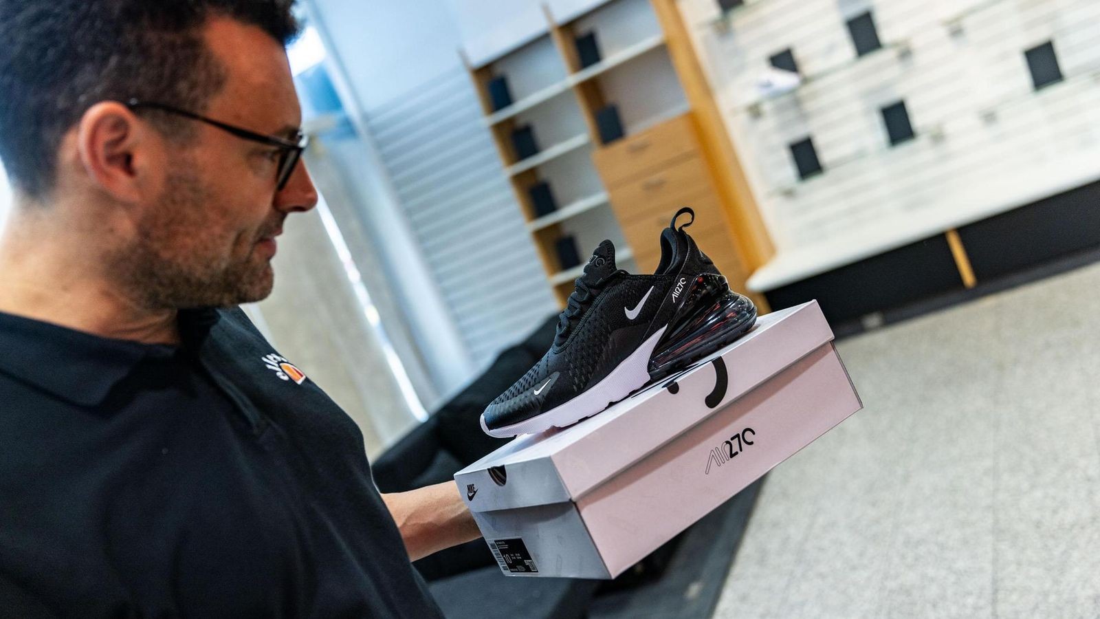 Neuer Sport-Shop in Wittens City: Erster Blick ins Ladenlokal
