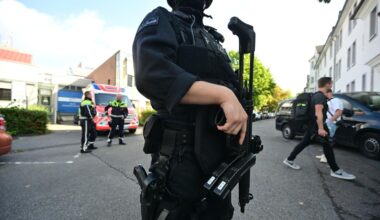 Lehrerin in Essen durch Stiche verletzt: Täter festgenommen