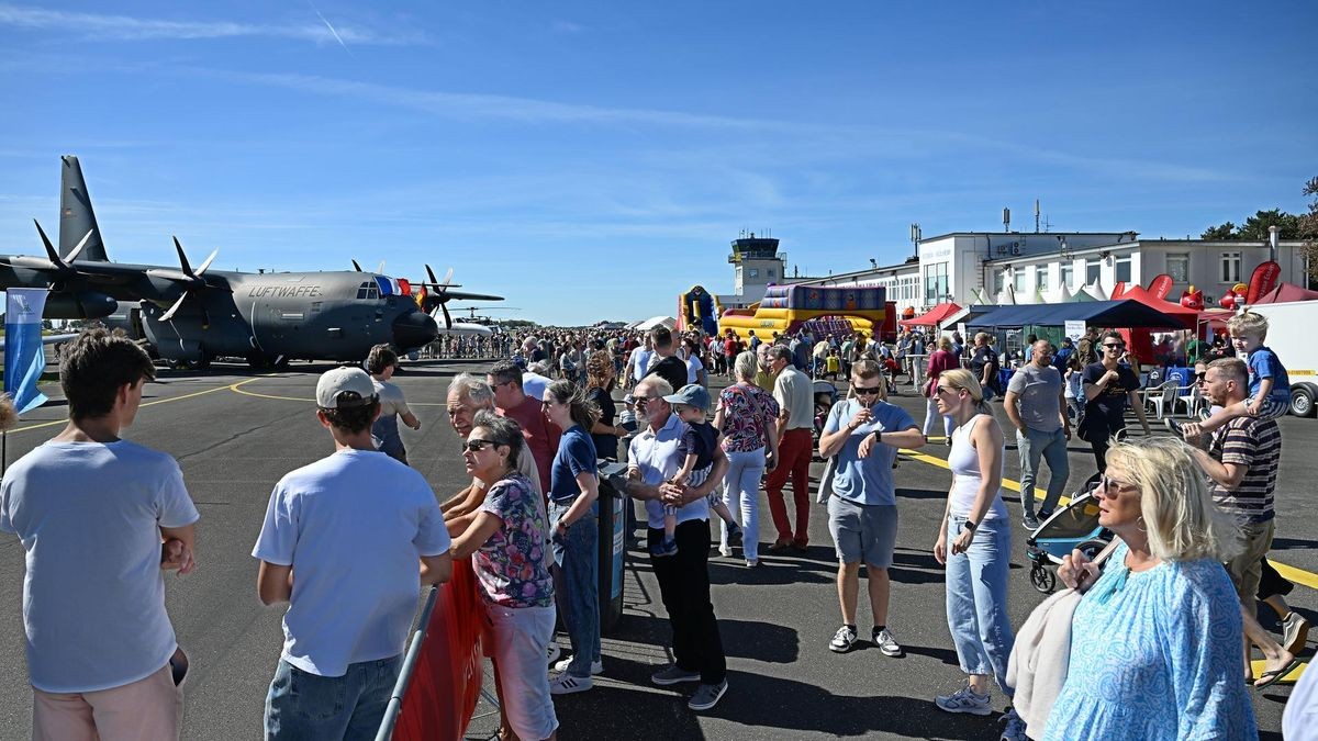 #FreizeitMH #HeimatMH 100 Jahre Flughafen Essen/Mülheim - Familienfest