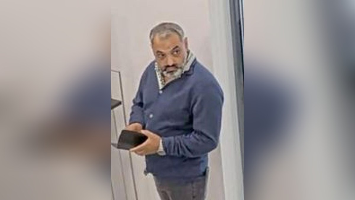 Vorwurf Diebstahl und EC-Kartenbetrug: „Wer kann diesen Mann identifizieren?“, fragt daher die Gelsenkirchener Polizei.