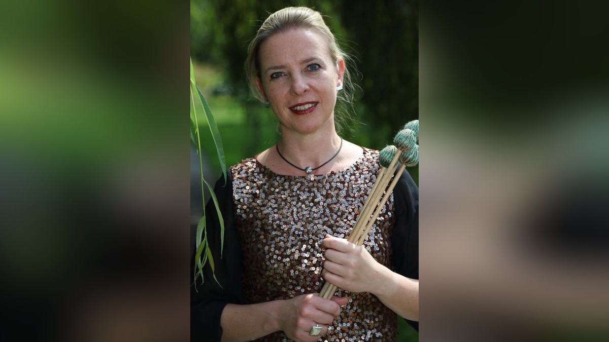 Spezialistin am Marimbaphon: Katarzyna Myćka. Die Musik-Professorin ist bei der „Klangspur“ zu Gast.
