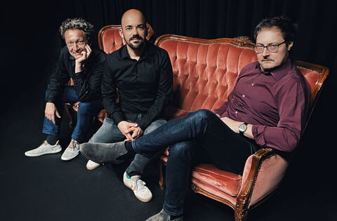 Luftiger Kammerjazz: Das Axel Kühn Trio live im Bix-Jazzclub - Kultur regional - Reutlinger General-Anzeiger