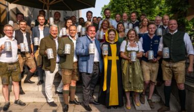 Diese Menschen verdienen Millionen mit den Zelten