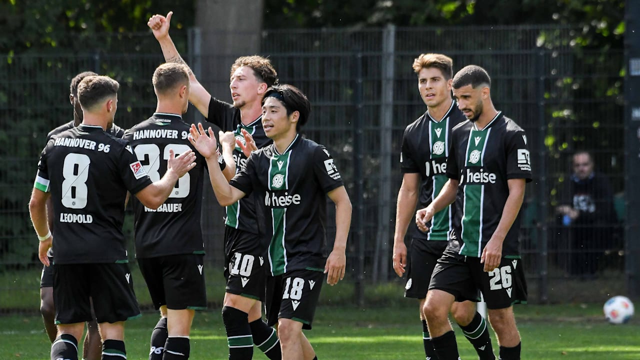 Hannover 96: Rosige Zeiten! Dieser 96-Star hat ein Herz für Blumen | Sport
